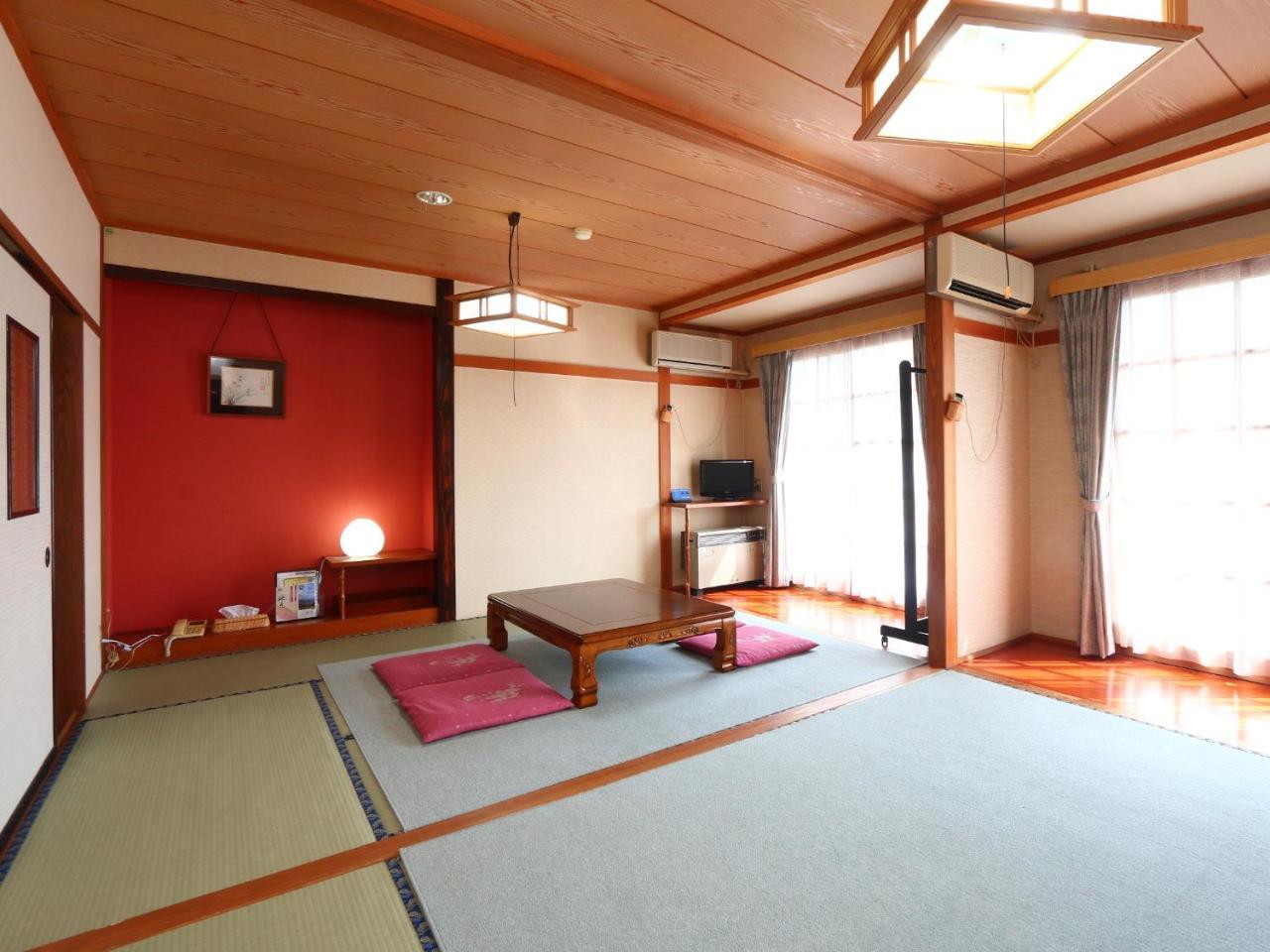 Ikemoto Hotel Nozawa Luaran gambar